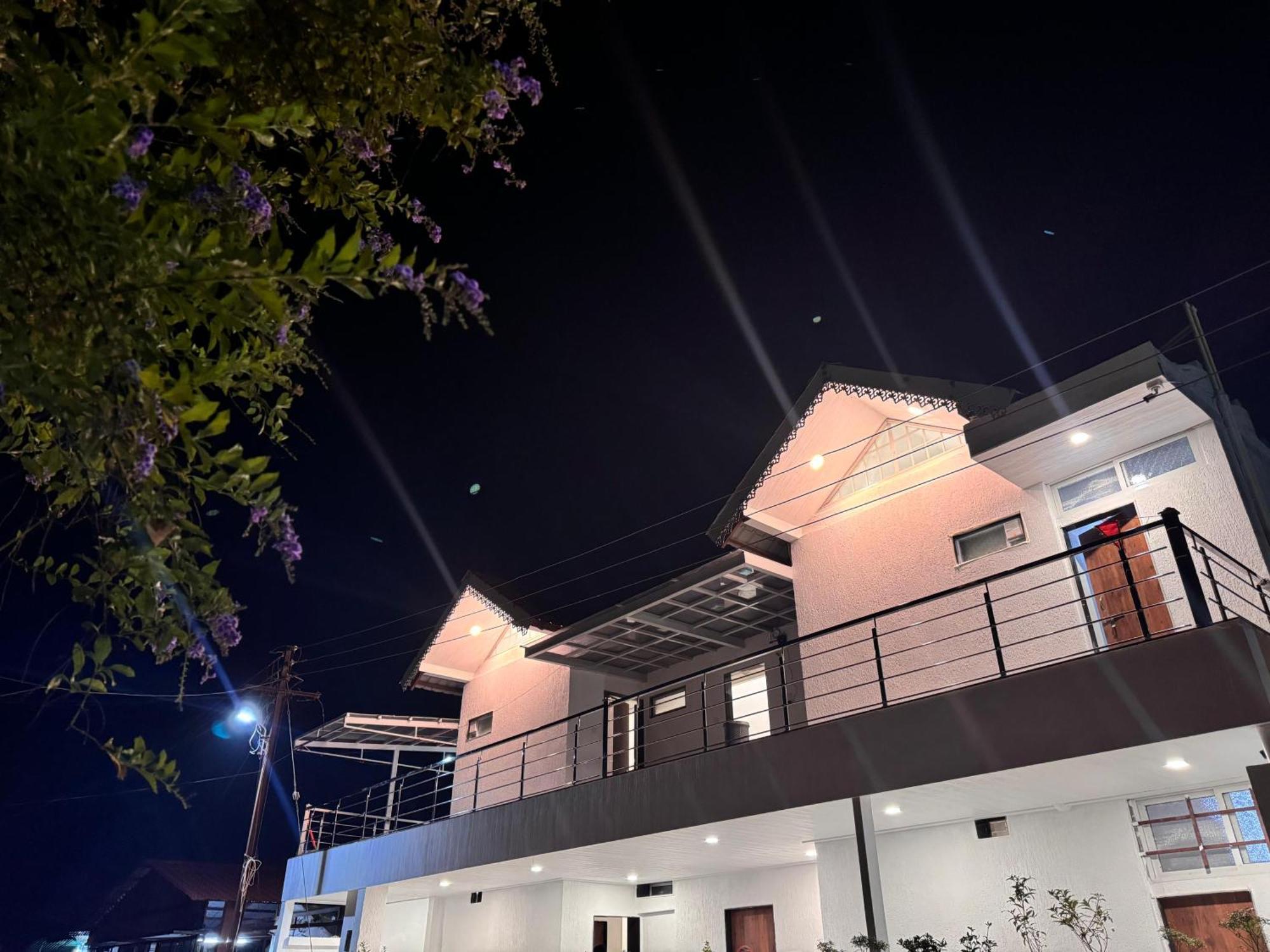 The Gulmohar, Chikhaldara Hotel Buitenkant foto