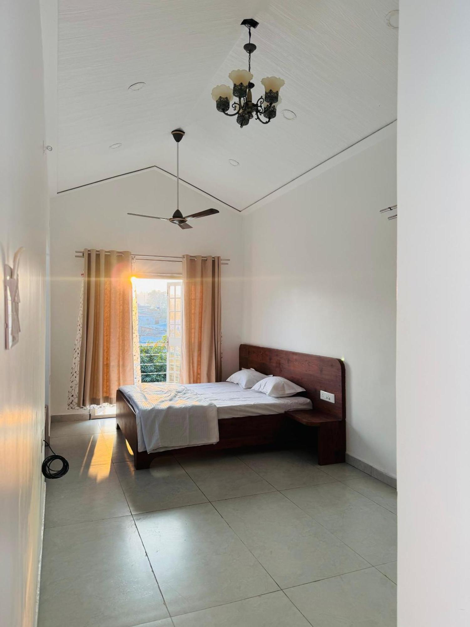 The Gulmohar, Chikhaldara Hotel Buitenkant foto